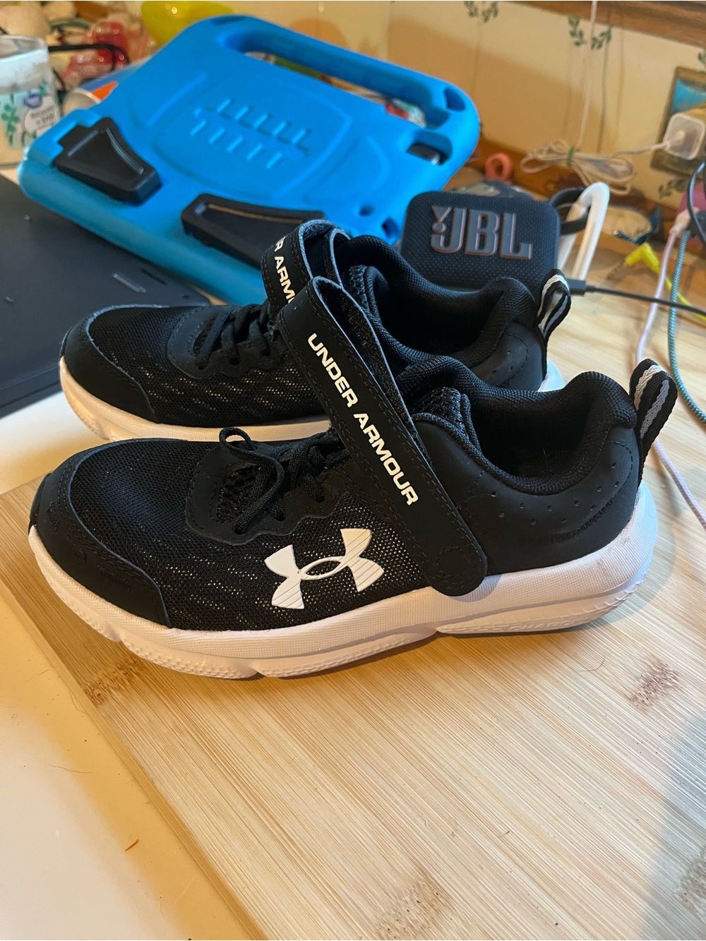 Under Armour Kids' Black and White Sneakers Tennis Shoes NWOT